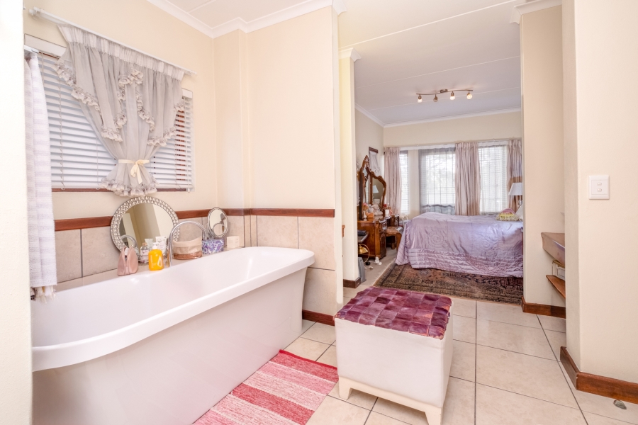 2 Bedroom Property for Sale in Beverley Gauteng