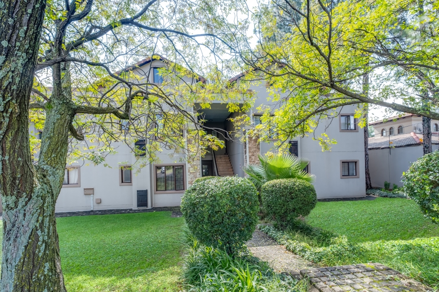 2 Bedroom Property for Sale in Beverley Gauteng