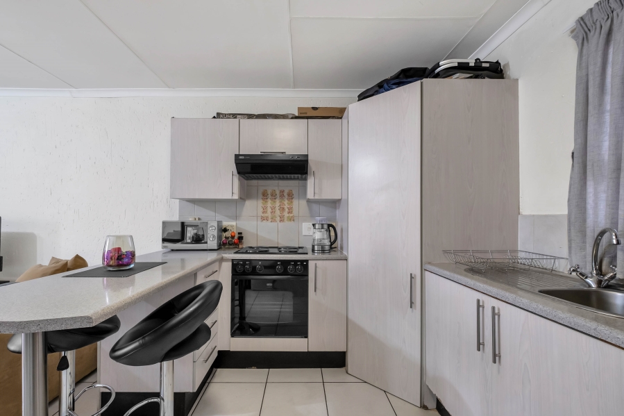 1 Bedroom Property for Sale in Ferndale Gauteng