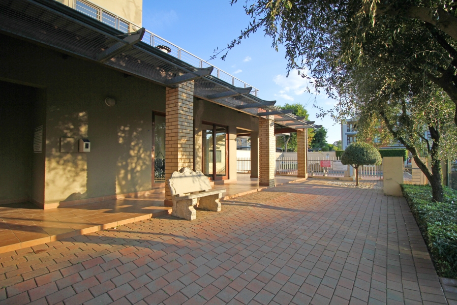 1 Bedroom Property for Sale in Ferndale Gauteng