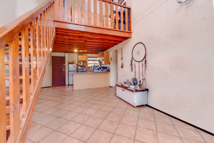 1 Bedroom Property for Sale in Lonehill Gauteng