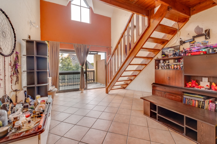 1 Bedroom Property for Sale in Lonehill Gauteng