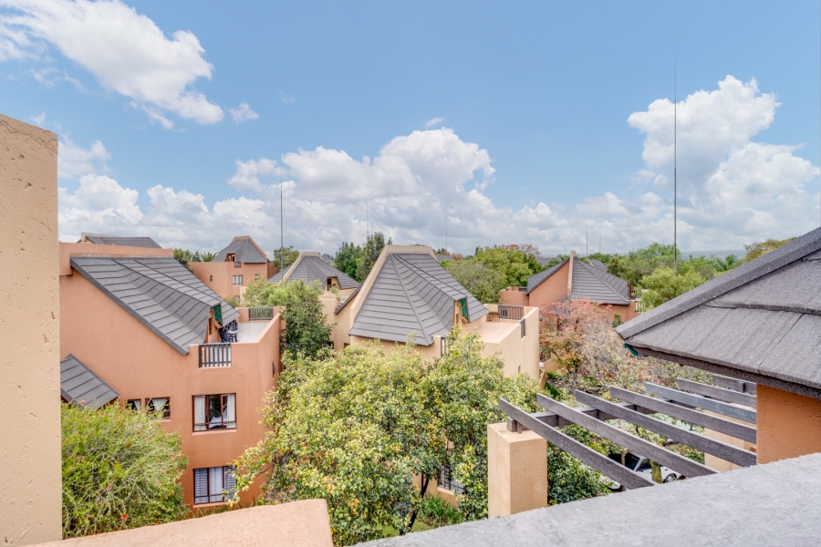 1 Bedroom Property for Sale in Lonehill Gauteng