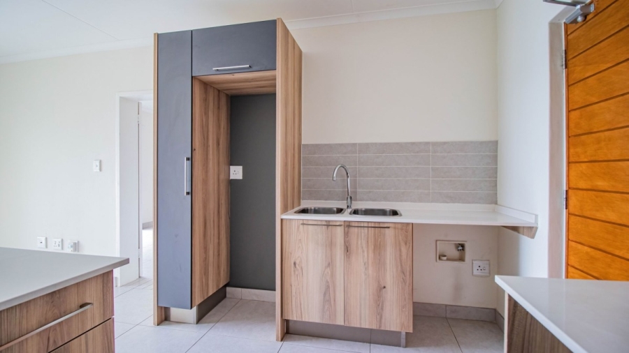 1 Bedroom Property for Sale in Linbro Park Gauteng