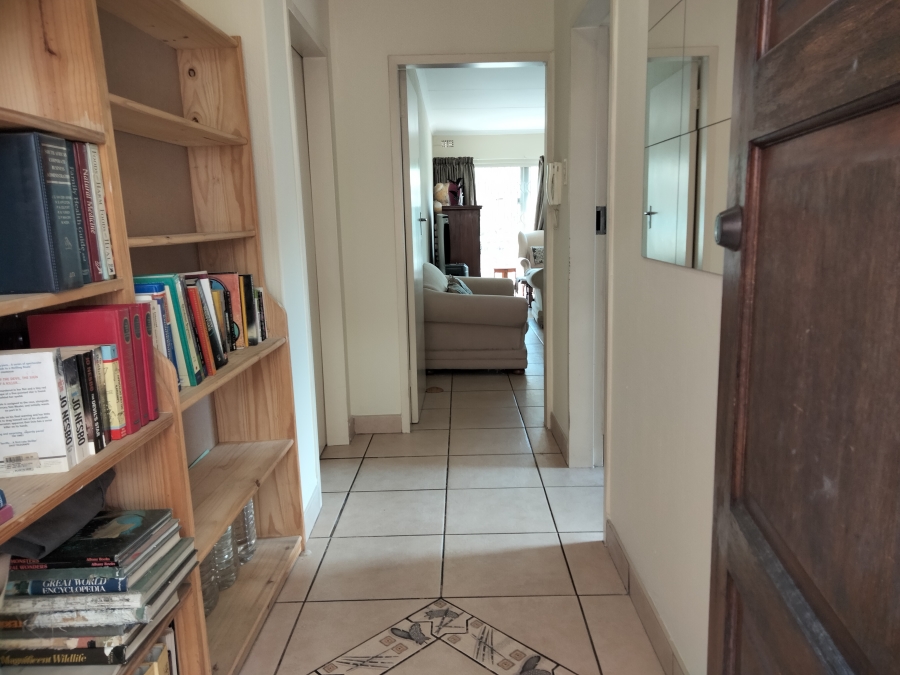 2 Bedroom Property for Sale in Bromhof Gauteng