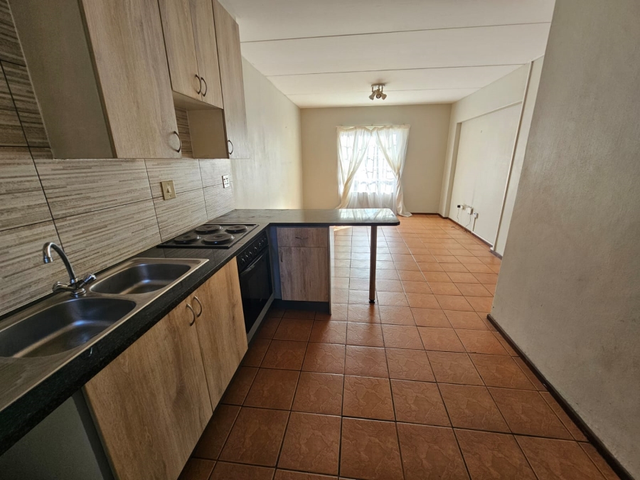 2 Bedroom Property for Sale in Ravenswood Gauteng