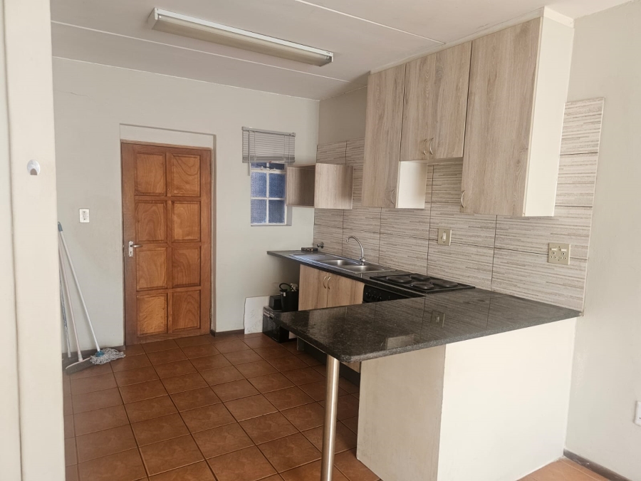 2 Bedroom Property for Sale in Ravenswood Gauteng