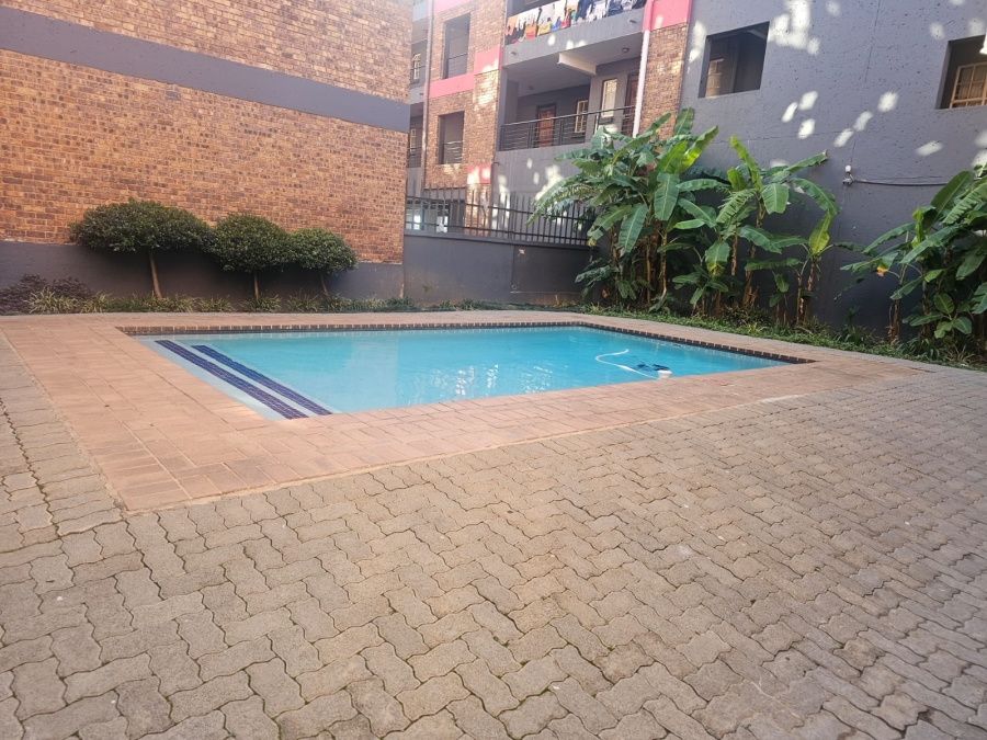 2 Bedroom Property for Sale in Ravenswood Gauteng