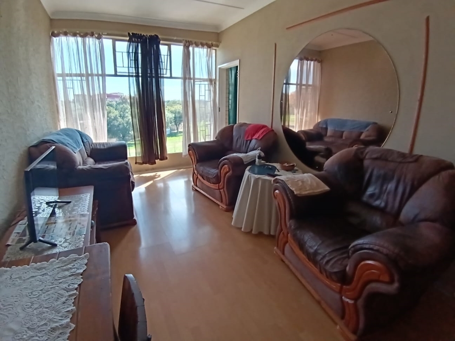 2 Bedroom Property for Sale in Brakpan Central Gauteng