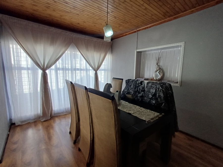 4 Bedroom Property for Sale in Vanderbijlpark SE 2 Gauteng