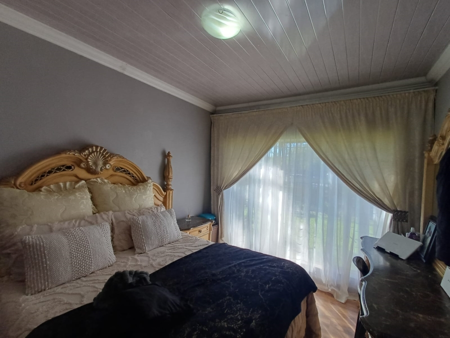 4 Bedroom Property for Sale in Vanderbijlpark SE 2 Gauteng