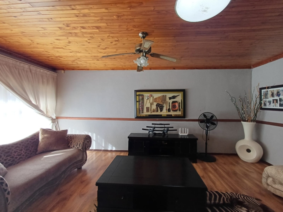 4 Bedroom Property for Sale in Vanderbijlpark SE 2 Gauteng