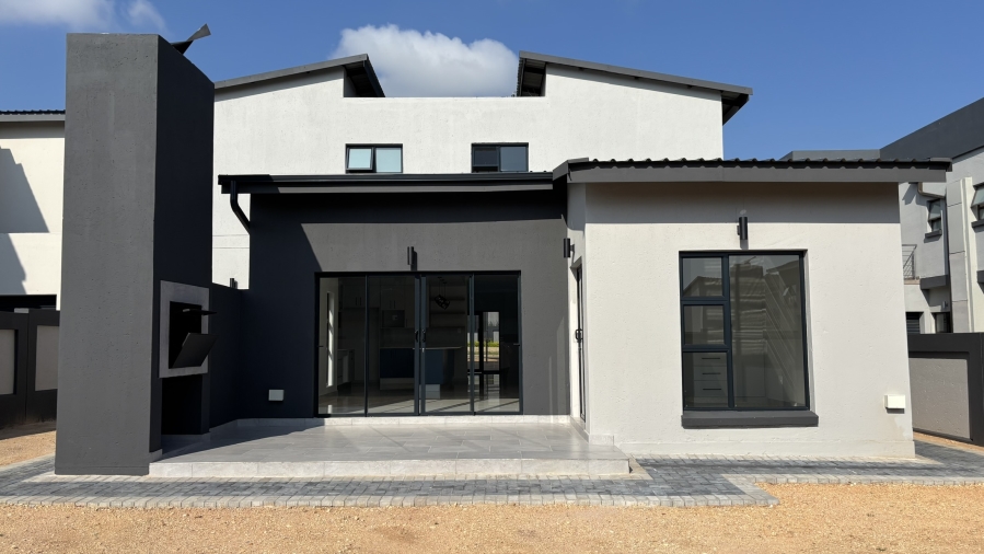 4 Bedroom Property for Sale in Montana Park Gauteng