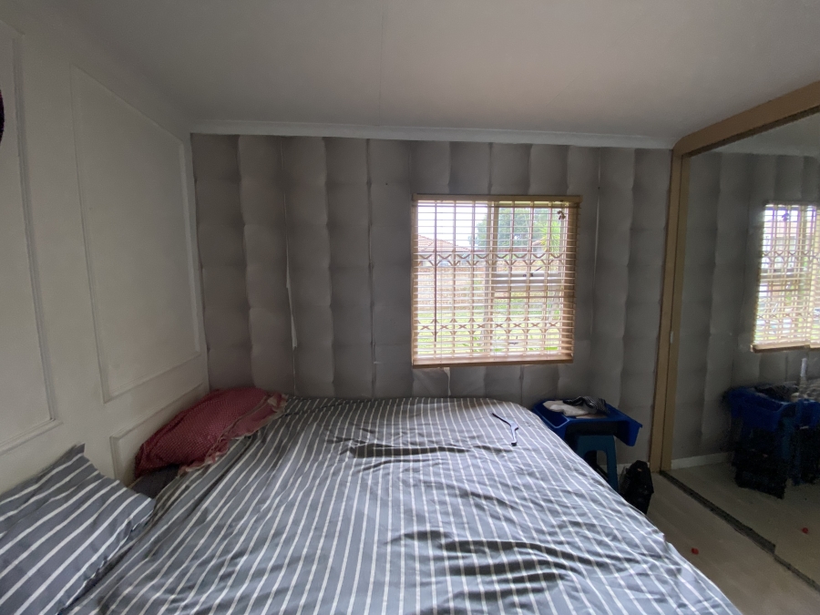 2 Bedroom Property for Sale in Cloverdene Gauteng