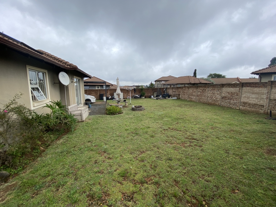 2 Bedroom Property for Sale in Cloverdene Gauteng
