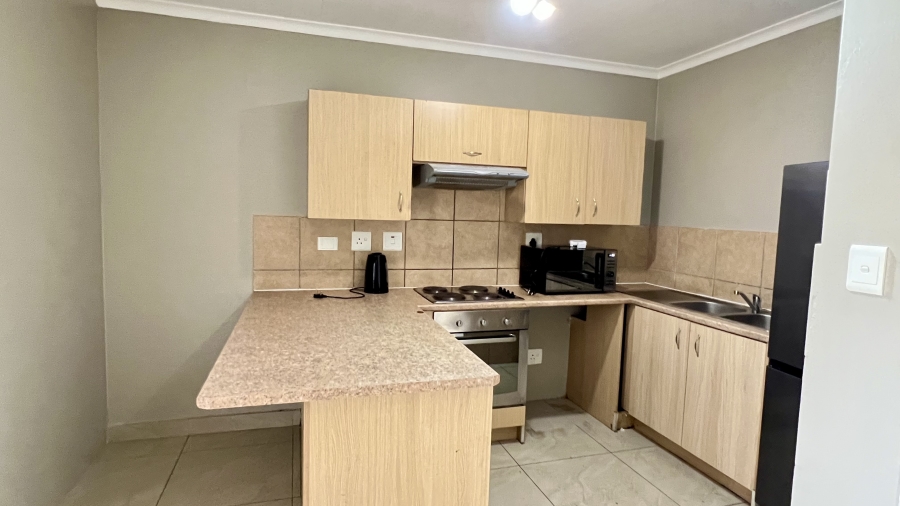 To Let 3 Bedroom Property for Rent in Noordhang Gauteng