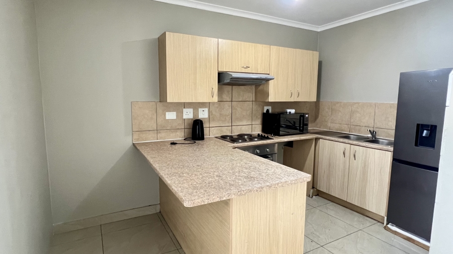 To Let 3 Bedroom Property for Rent in Noordhang Gauteng