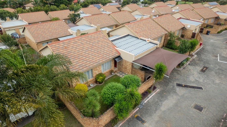 2 Bedroom Property for Sale in Amberfield Ridge Gauteng
