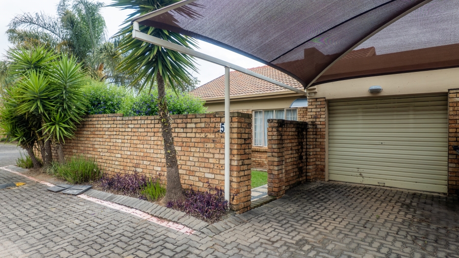 2 Bedroom Property for Sale in Amberfield Ridge Gauteng