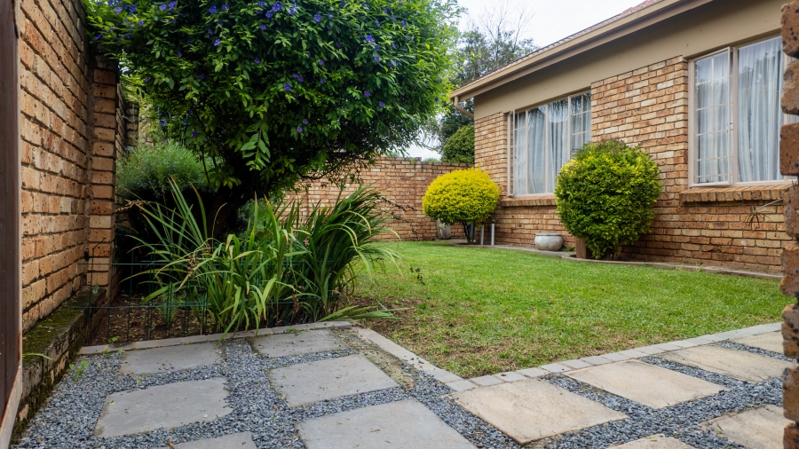 2 Bedroom Property for Sale in Amberfield Ridge Gauteng
