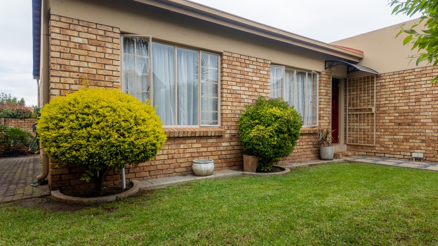 2 Bedroom Property for Sale in Amberfield Ridge Gauteng
