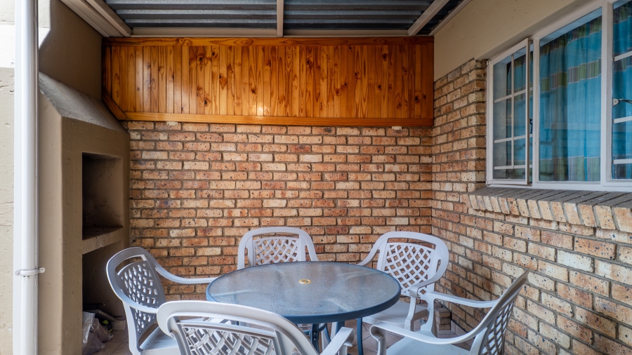 2 Bedroom Property for Sale in Amberfield Ridge Gauteng