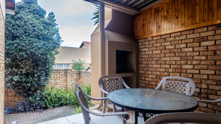 2 Bedroom Property for Sale in Amberfield Ridge Gauteng