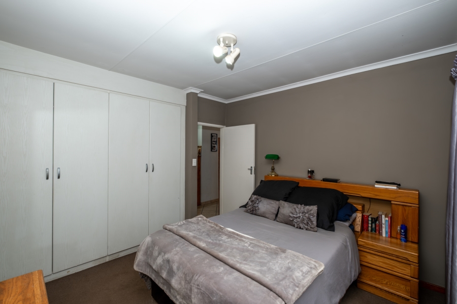 2 Bedroom Property for Sale in Amberfield Ridge Gauteng