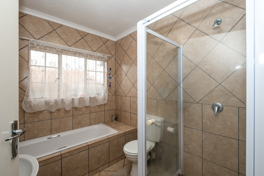 2 Bedroom Property for Sale in Amberfield Ridge Gauteng