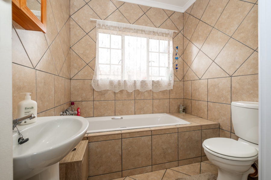 2 Bedroom Property for Sale in Amberfield Ridge Gauteng