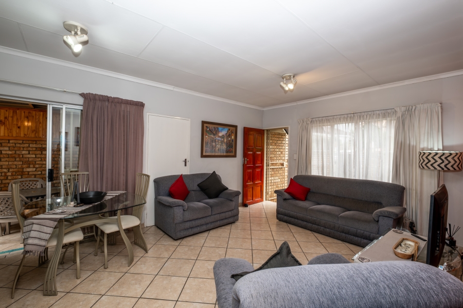 2 Bedroom Property for Sale in Amberfield Ridge Gauteng