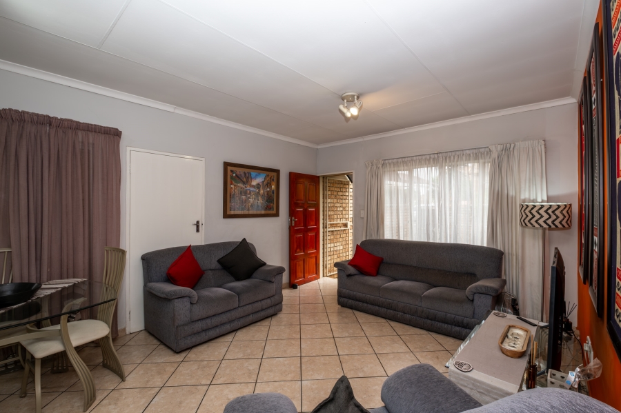 2 Bedroom Property for Sale in Amberfield Ridge Gauteng