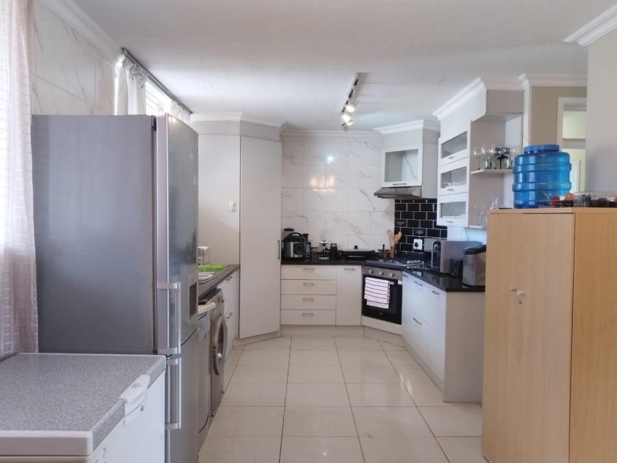 2 Bedroom Property for Sale in Ferndale Gauteng