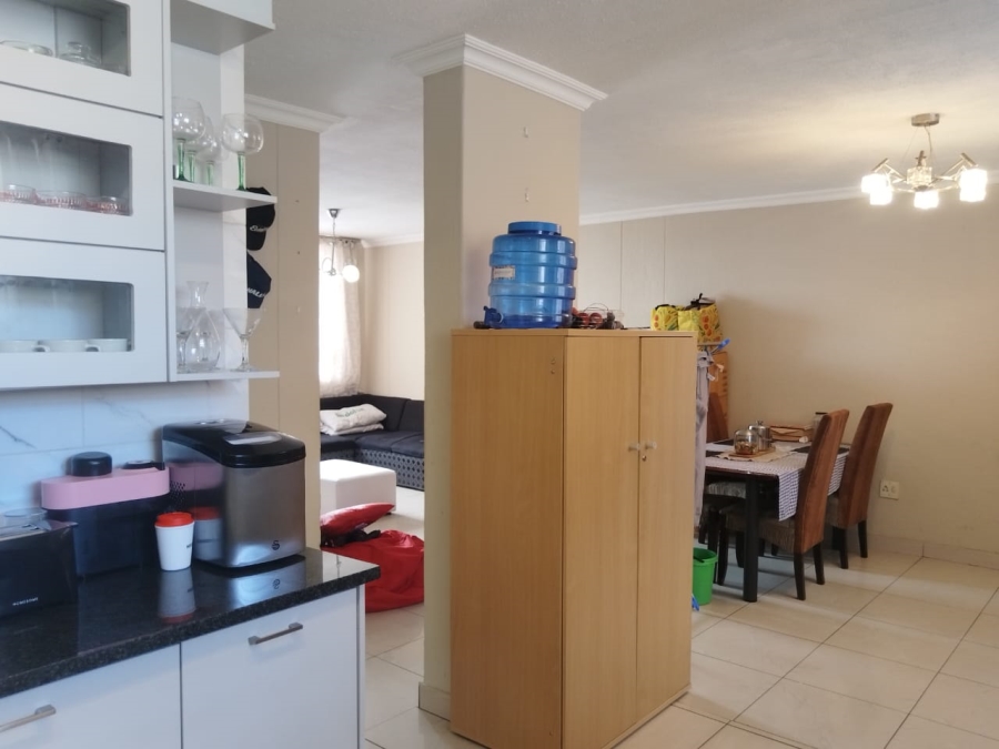 2 Bedroom Property for Sale in Ferndale Gauteng