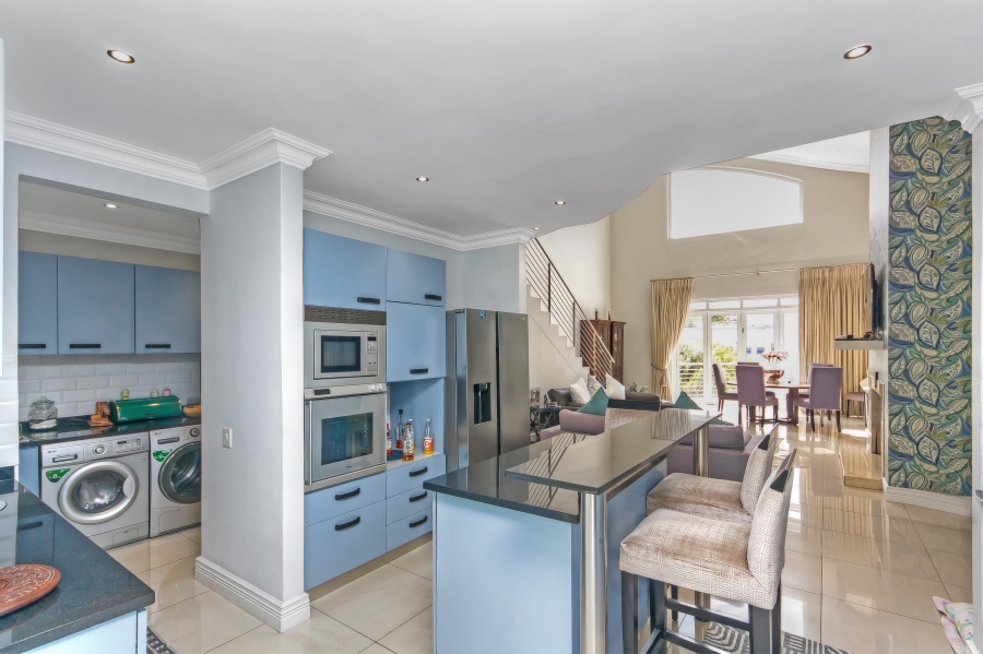 3 Bedroom Property for Sale in Illovo Gauteng