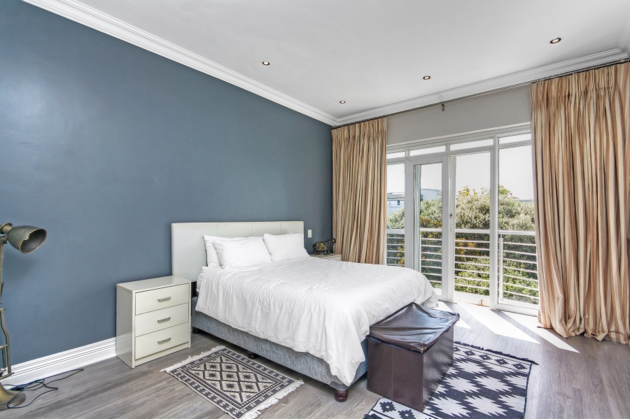 3 Bedroom Property for Sale in Illovo Gauteng