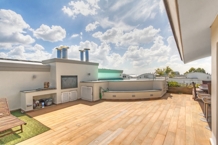 3 Bedroom Property for Sale in Illovo Gauteng