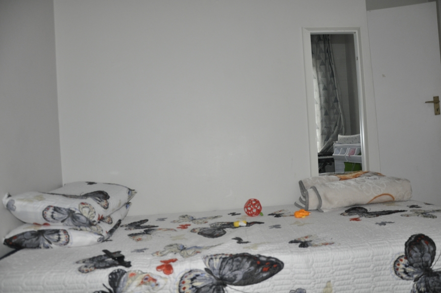 2 Bedroom Property for Sale in Erand Gardens Gauteng
