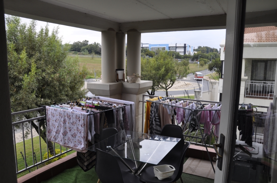 2 Bedroom Property for Sale in Erand Gardens Gauteng
