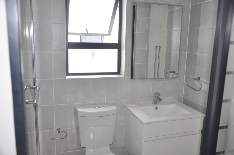To Let 2 Bedroom Property for Rent in Crowthorne AH Gauteng