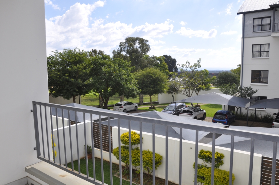 To Let 2 Bedroom Property for Rent in Crowthorne AH Gauteng