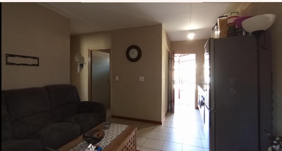 2 Bedroom Property for Sale in Lotus Gardens Gauteng