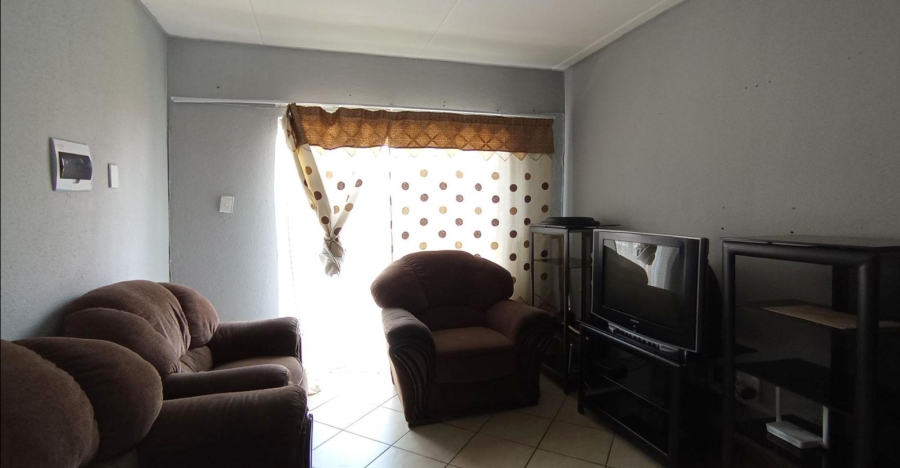 2 Bedroom Property for Sale in Lotus Gardens Gauteng