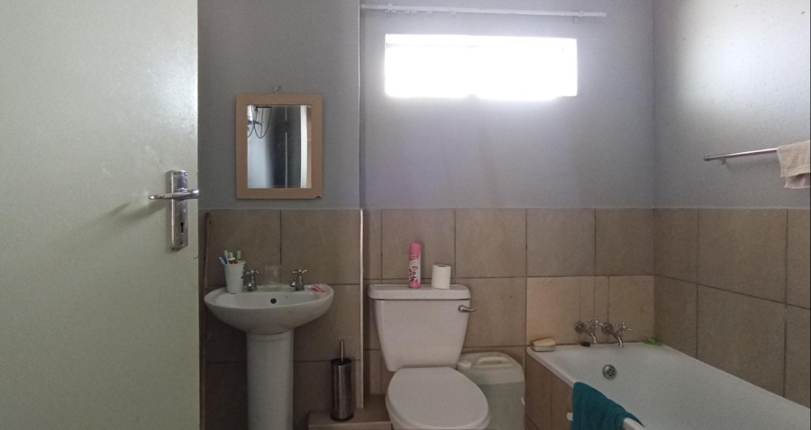2 Bedroom Property for Sale in Lotus Gardens Gauteng
