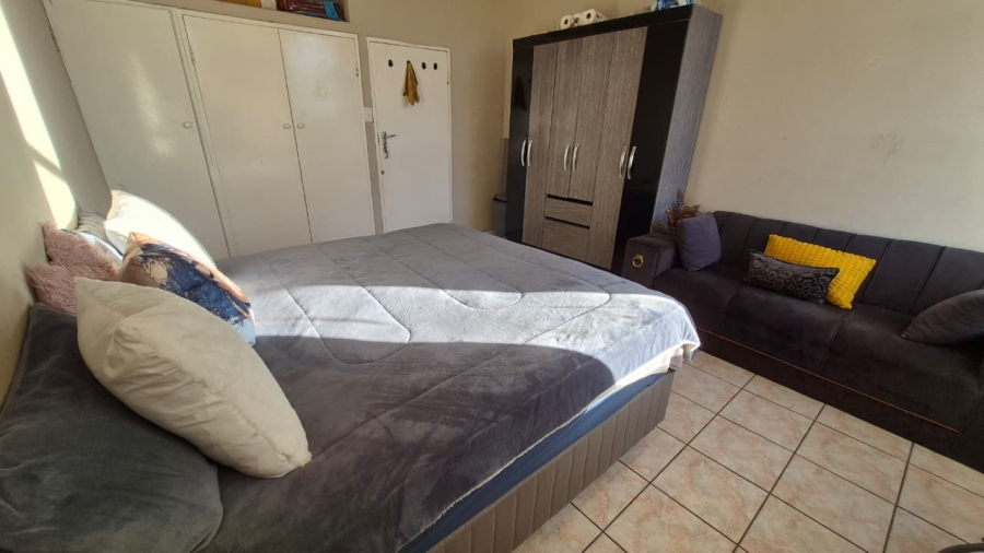 2 Bedroom Property for Sale in Symhurst Gauteng