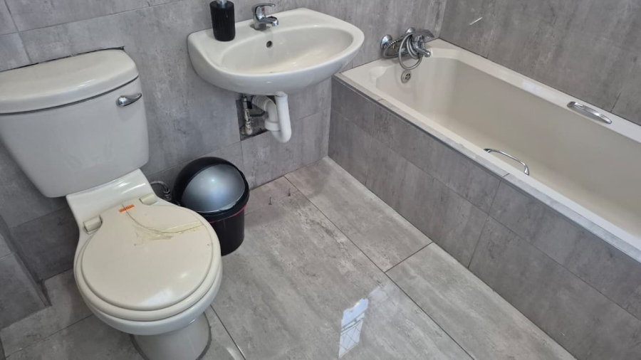 2 Bedroom Property for Sale in Symhurst Gauteng