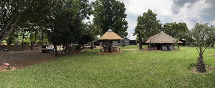 4 Bedroom Property for Sale in Winford Gauteng