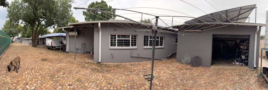 4 Bedroom Property for Sale in Winford Gauteng