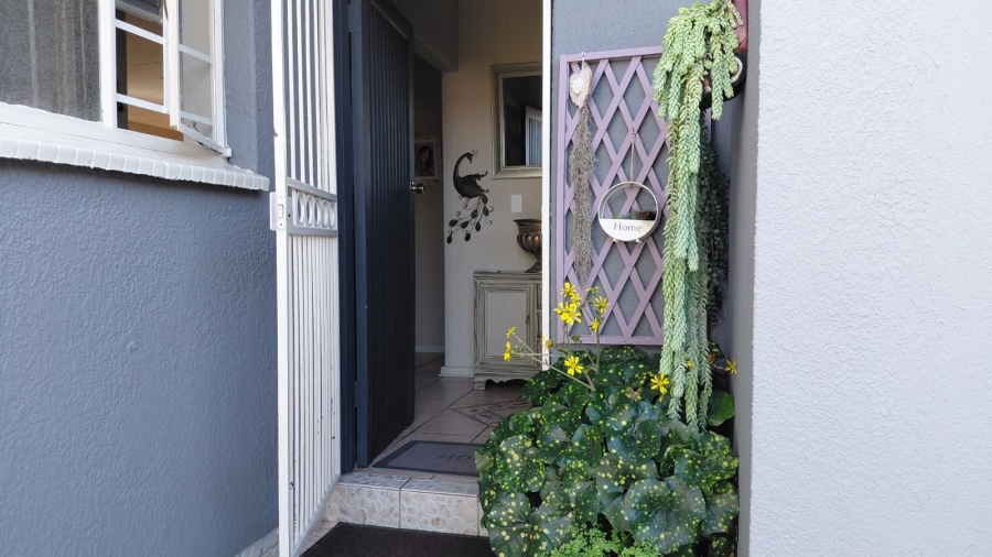3 Bedroom Property for Sale in Greenhills Gauteng