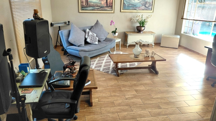 3 Bedroom Property for Sale in Greenhills Gauteng